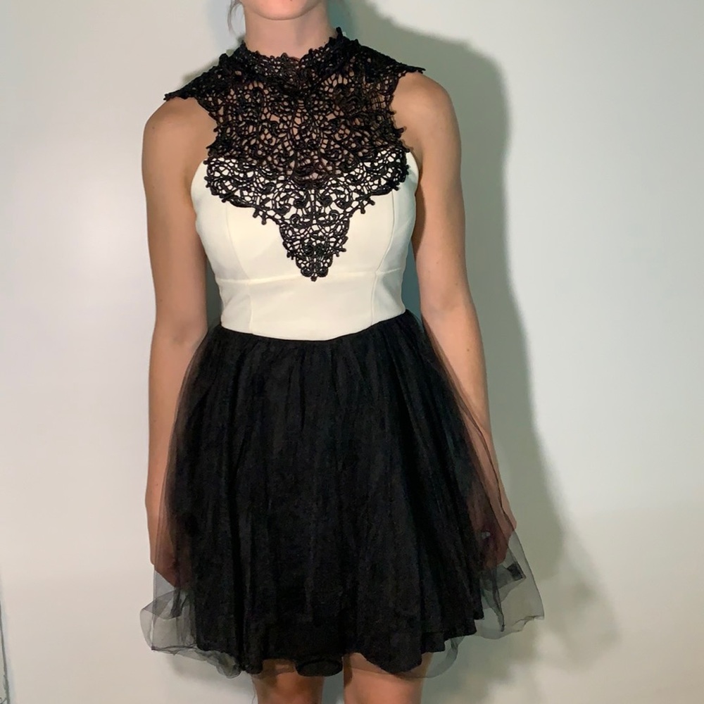 SemiFormal dress lace detail and tulle skirt